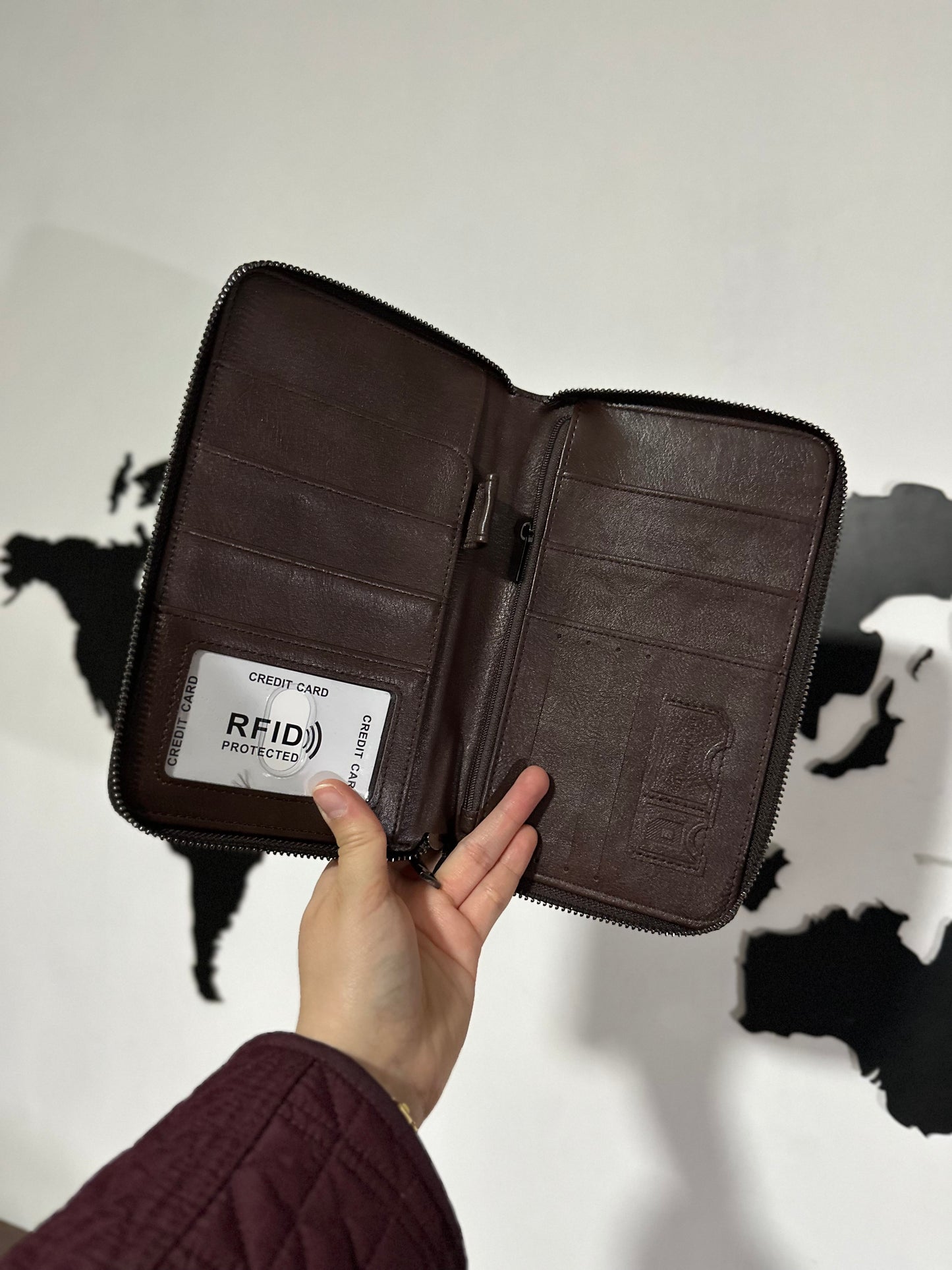 Porta pasaportes personalizado