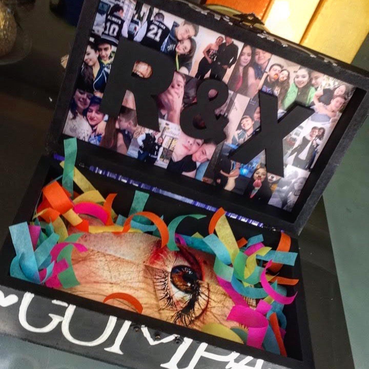 Caja de los Recuerdos con 30 fotos impresas