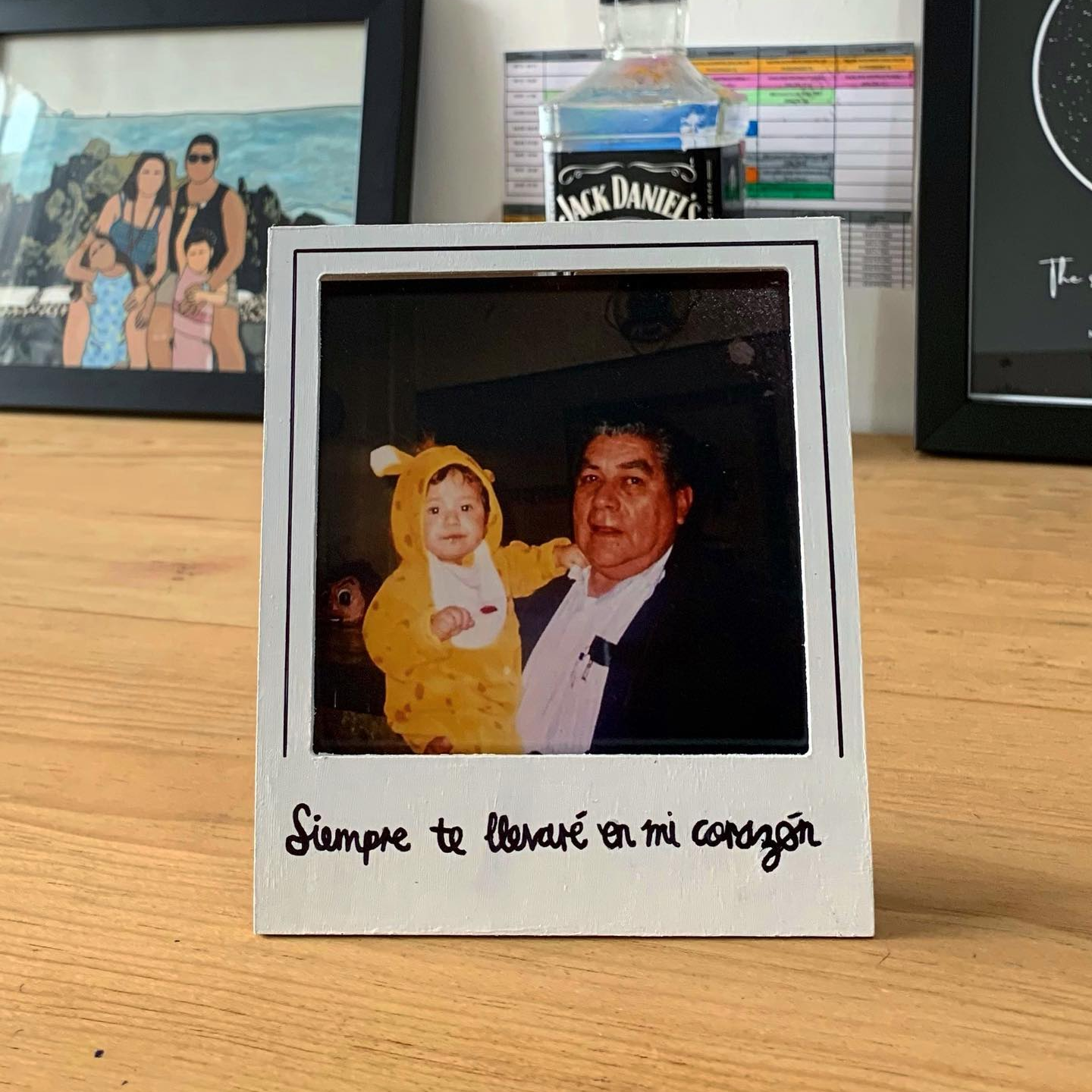 Portarretrato de madera tipo Instax
